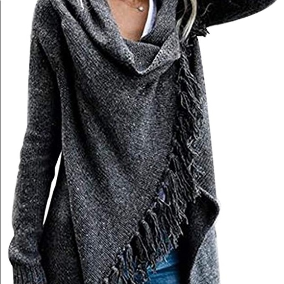 CEASIKERY Women’s Tassel Hem Sweater - Picture 3 of 3